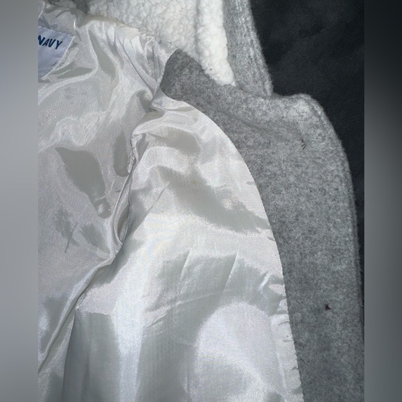 Old Navy toddler gray hooded pea coat - Picture 7 of 13